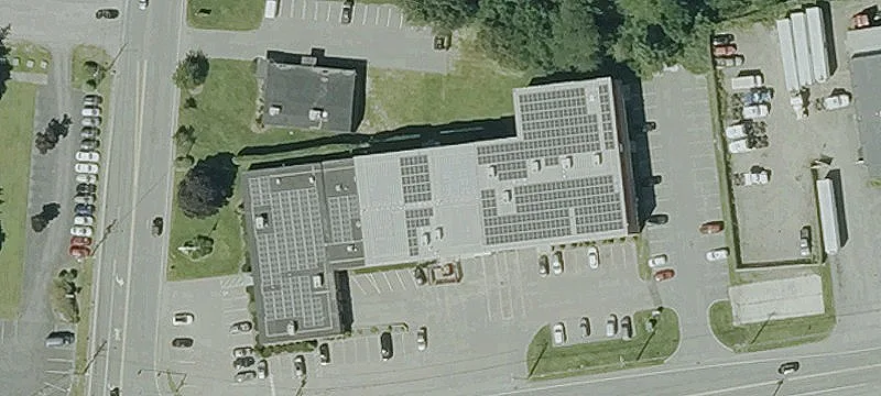 Renovated Flex Facility with Solar