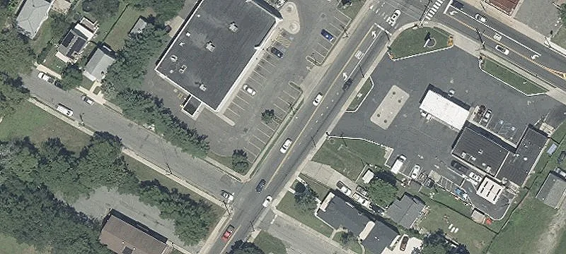 Former Drugstore Property With Expressway Access