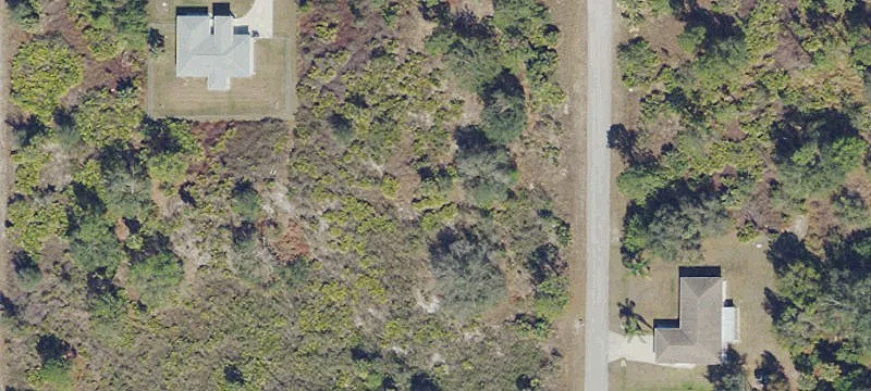 1321 Hibiscus Ave, Lehigh Acres, FL 33972
