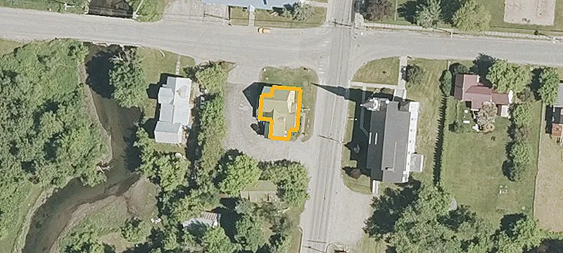 Mixed-Use Property with Restaurant