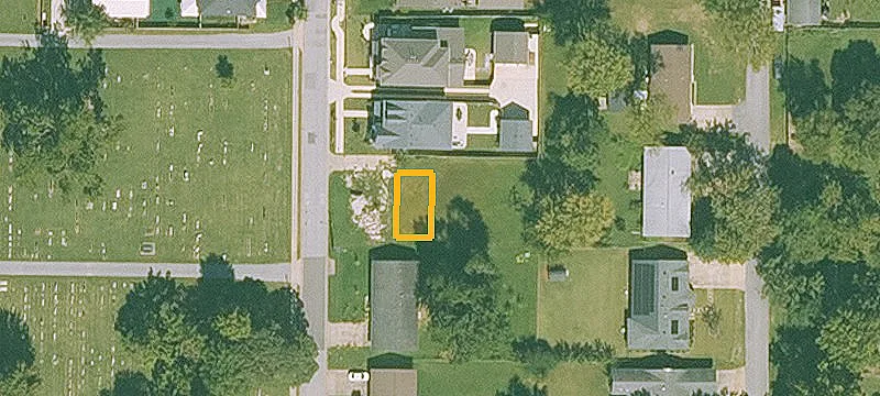 215 SW F Street, Bentonville, AR 72712