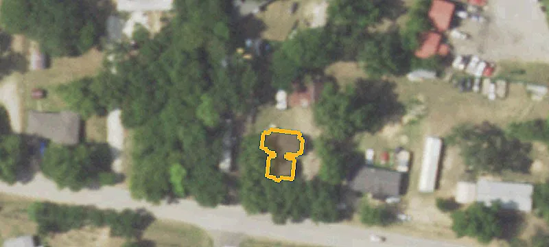 Unrestricted Agricultural Land with Private Lake