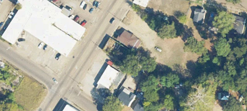 Commercial Land With Existing Building