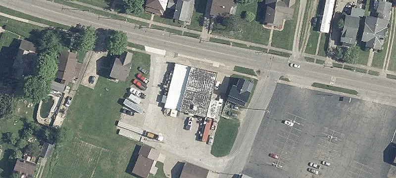 Service Garage with Office and Canopies