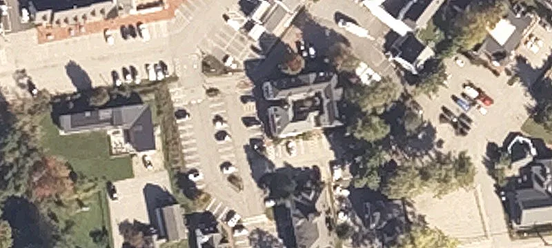 12-Unit Mixed-Use Commercial Property
