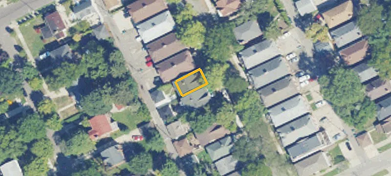 Updated Duplex With Vacant Lower Unit