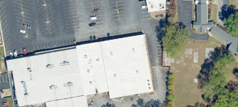 Retail Space at Signalized Intersection