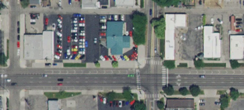 Two-Building Auto Shop Property
