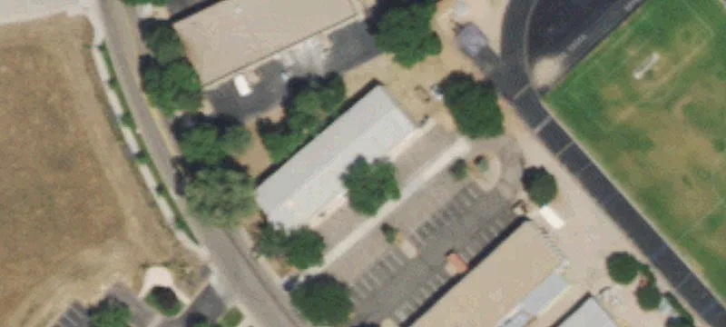 Flex Building with Yard Space