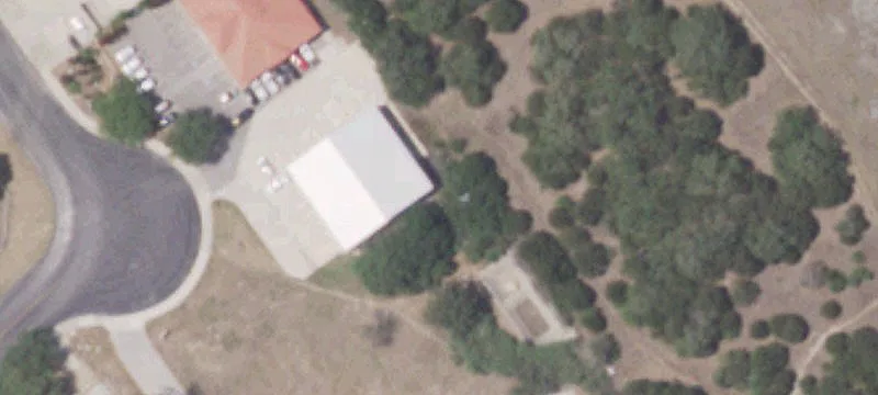 Flex Building With Overhead Door