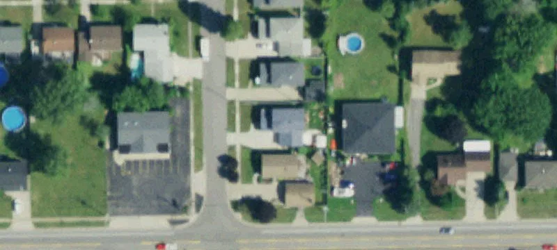 Maintained Duplex with Oversized Garage