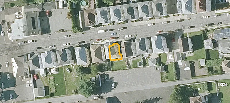 Triplex with Three-Story Layout