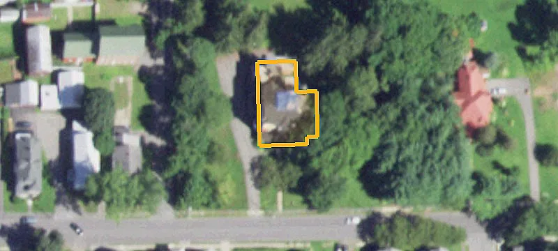 Mixed-Use Property with 40 Rooms