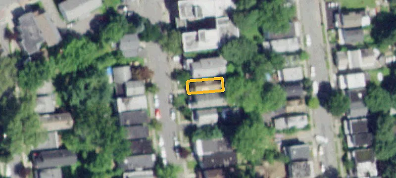 Two-Unit Duplex with Vacant Apartment