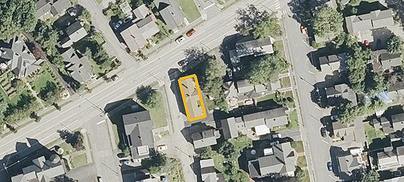 Duplex With Separate Utilities