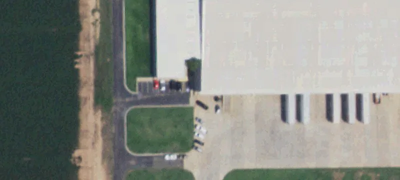 Distribution Warehouse with Loading