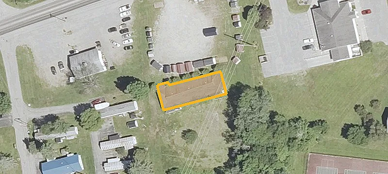 Commercial Land with Redevelopment Structure