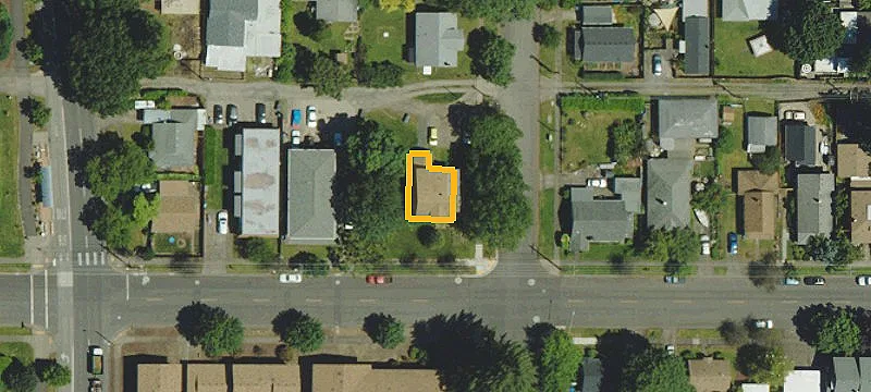 Renovated Quadplex With Corner Lot