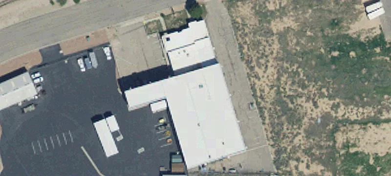 Manufacturing Building with 3-Phase Power