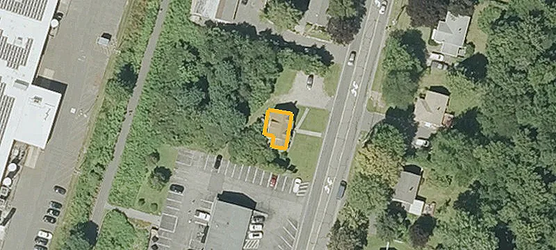 Freestanding Storefront Property
