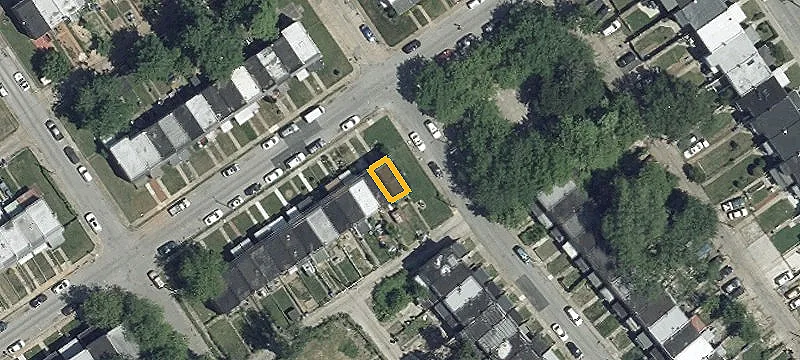 Standalone Storefront Property