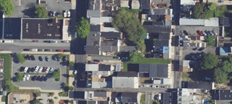 6-Unit Apartment Building
