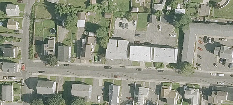 Eight-Unit Apartment Building