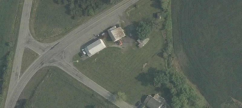 Mixed-Use Property with Apartment