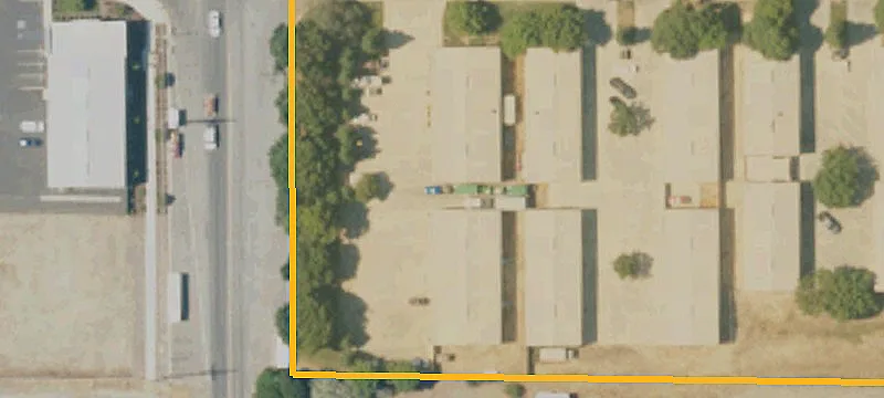 Flex Building with Shop Space