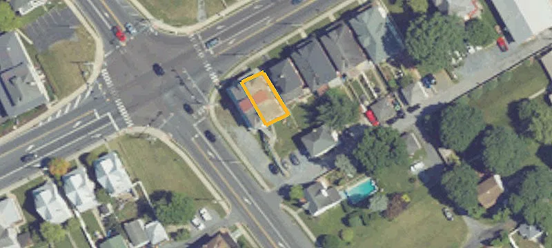 Renovated Quadplex with Dedicated Parking