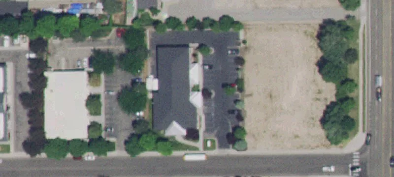 Multi-Tenant Flex Building