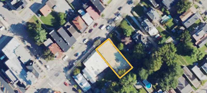 Storefront Building With Upstairs Office
