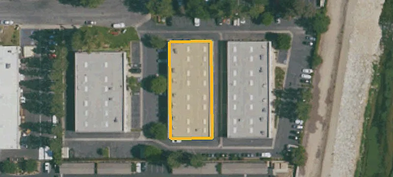 Flex Space With Roll-Up Doors