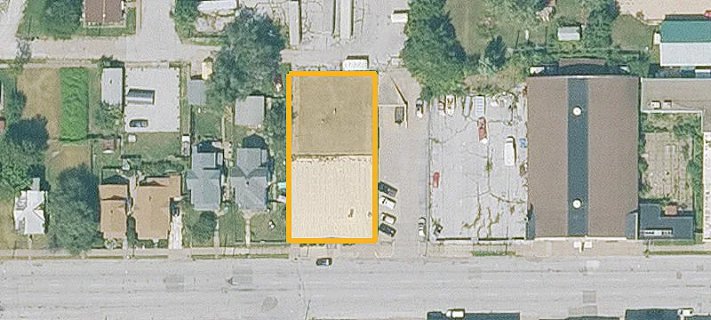 Flex Industrial Building with Four Doors