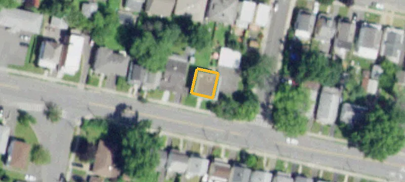 Corner Duplex with Parking Garage
