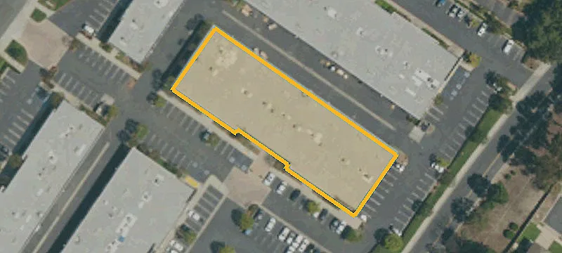 Corner Flex Industrial Condo
