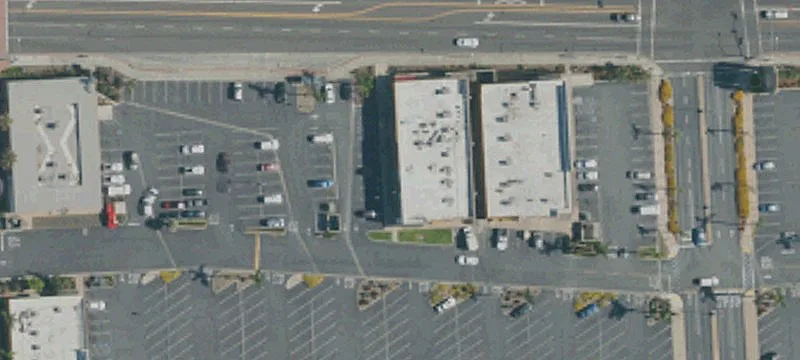 Multi-Suite Retail Space