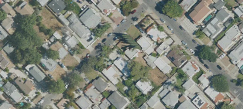 Four-Unit Quadplex Property