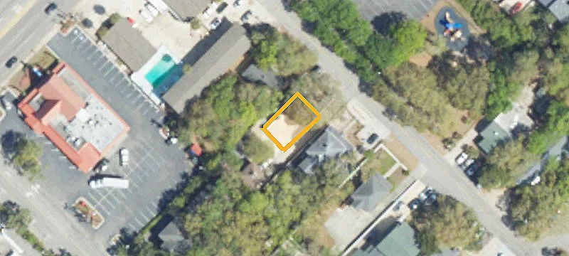 Beach-Adjacent Triplex