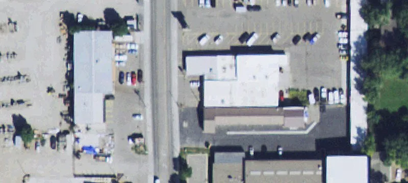 Retail Space With Overhead Door
