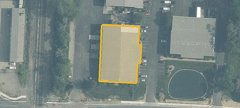 Warehouse Space with Dual Loading