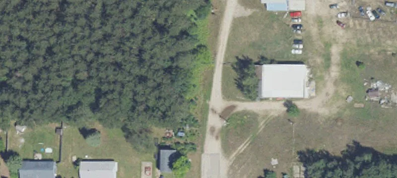 Heated Flex Space with Fenced Yard