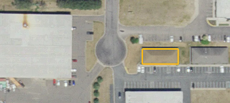 Four-Building Retail Complex