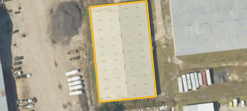 Warehouse with Laydown Yard