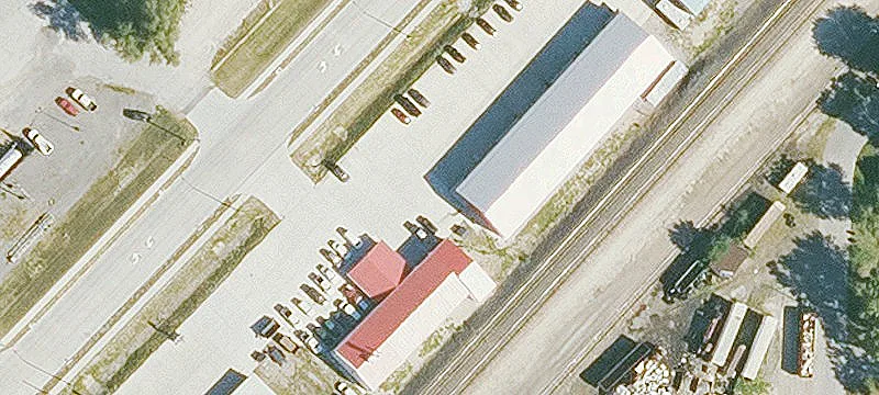 Modern Flex Space with Overhead Door
