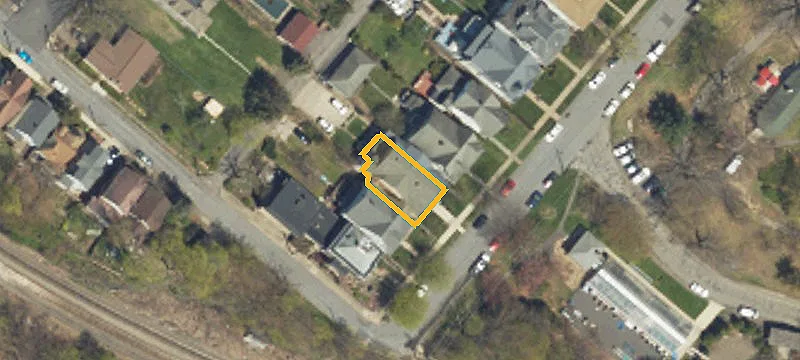 Updated Four-Unit Apartment Building