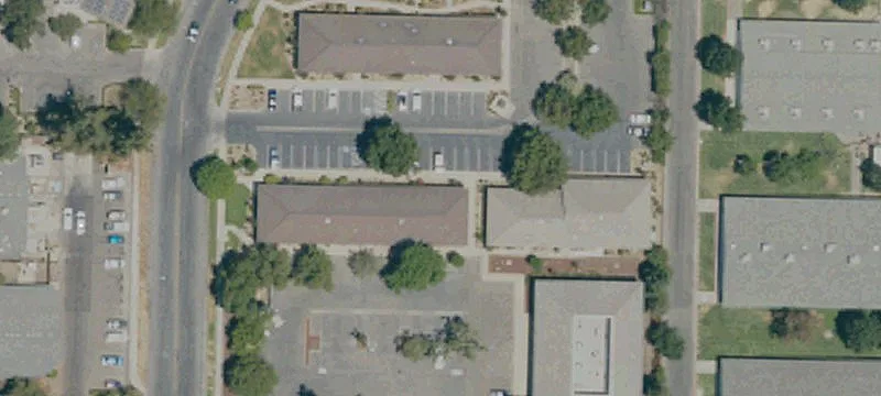 Flexible Two-Suite Office Building