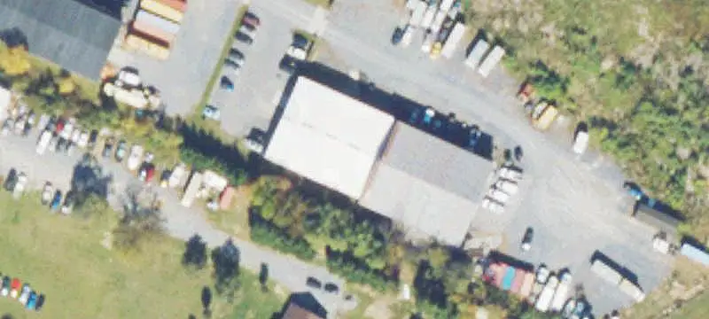Two-Building Auto Shop Property
