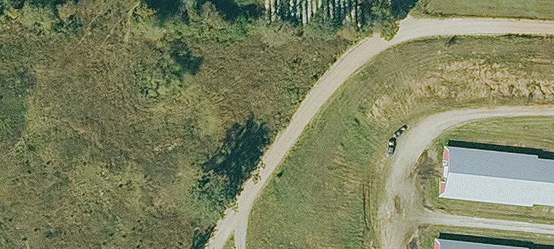 8-House Poultry Farm