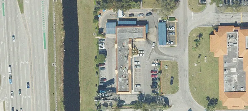 Automotive Service Shop with Frontage